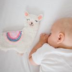 Іграшка обіймашка Baby ono Лама блакитна