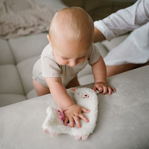 Іграшка обіймашка Baby ono Лама рожева